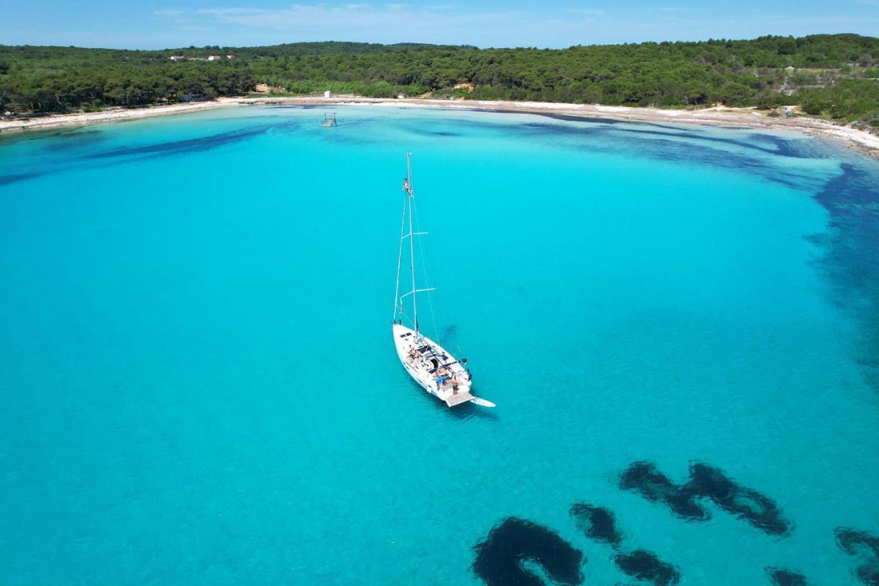 Ryanair'S Urban Flat In Zadar-Kolovare Beach Exterior photo